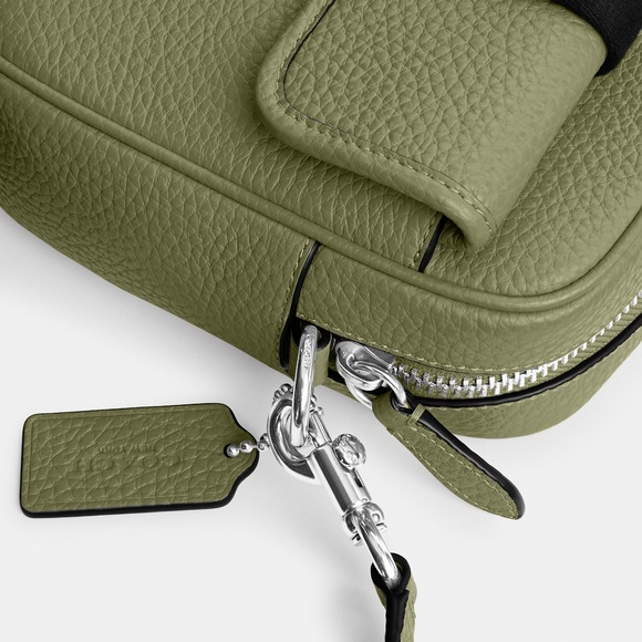 Beck Crossbody NEW NEVER USED KEPT IN DUST BAG - Picture 1 of 5